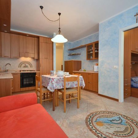Residenza Olimpo Apartment Lignano Sabbiadoro Bagian luar foto