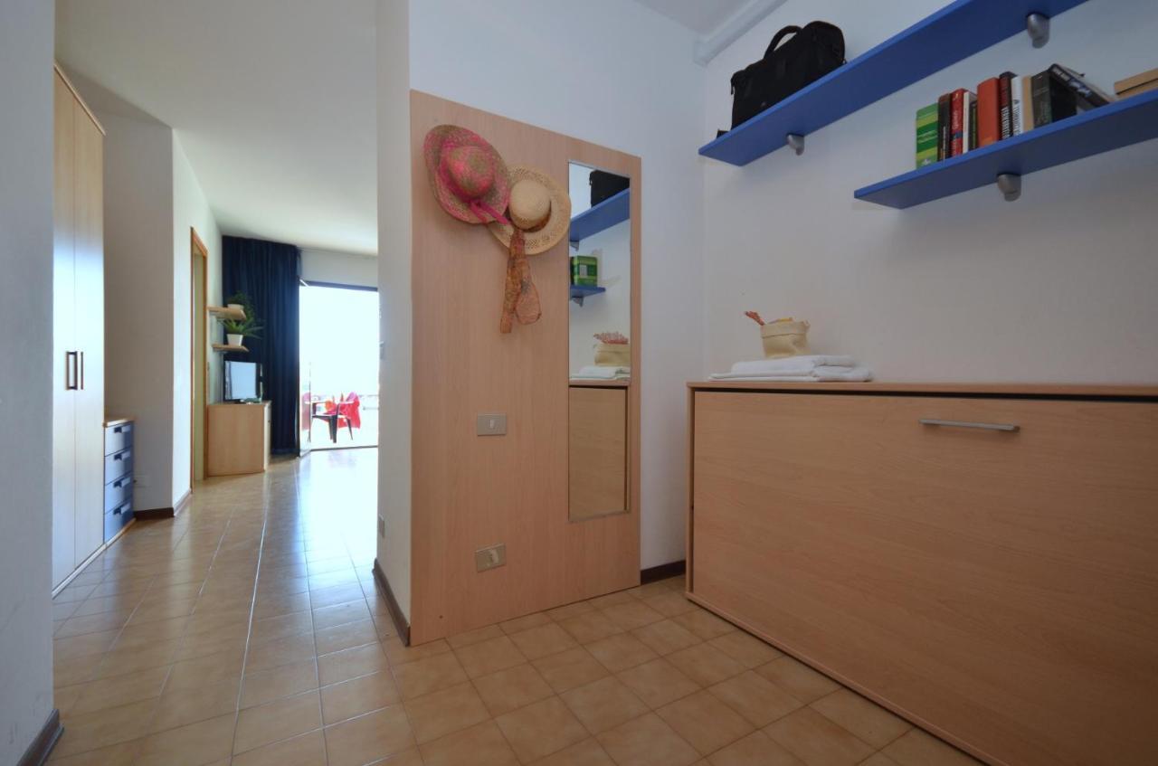 Residenza Olimpo Apartment Lignano Sabbiadoro Bagian luar foto