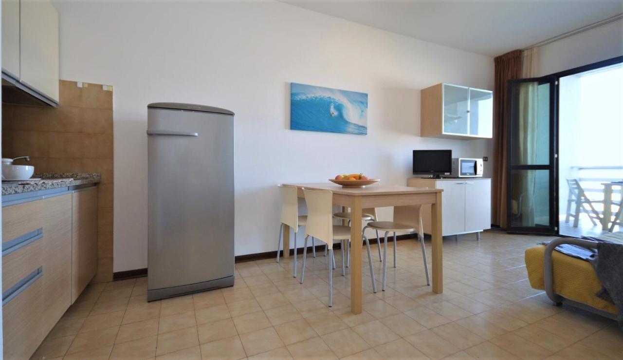 Residenza Olimpo Apartment Lignano Sabbiadoro Bagian luar foto