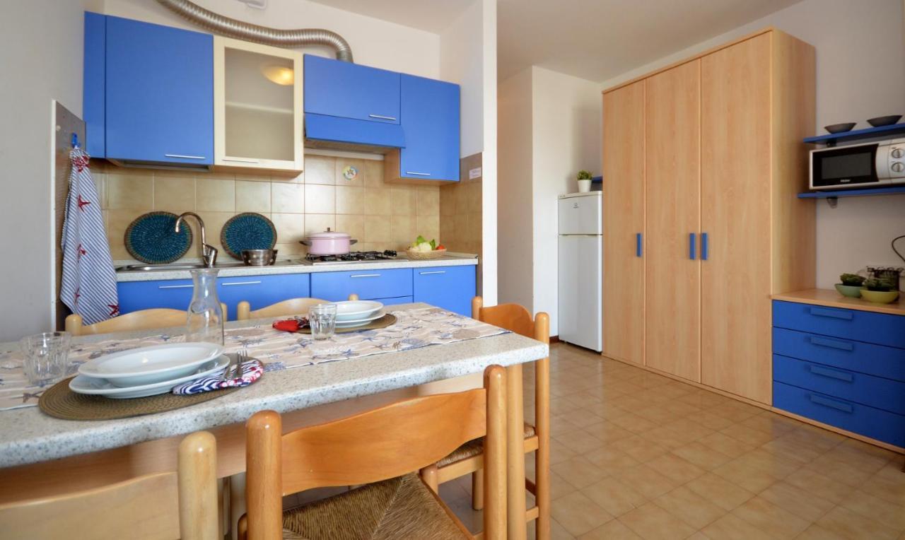 Residenza Olimpo Apartment Lignano Sabbiadoro Bagian luar foto