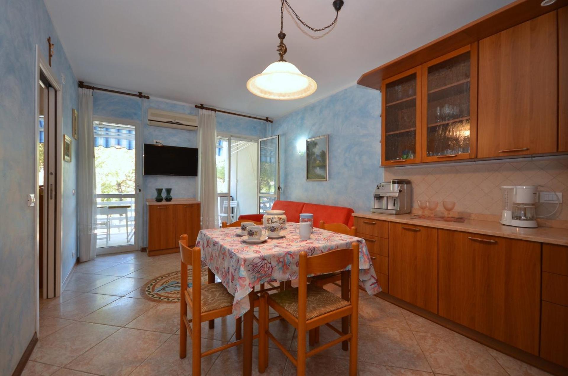 Residenza Olimpo Apartment Lignano Sabbiadoro Bagian luar foto
